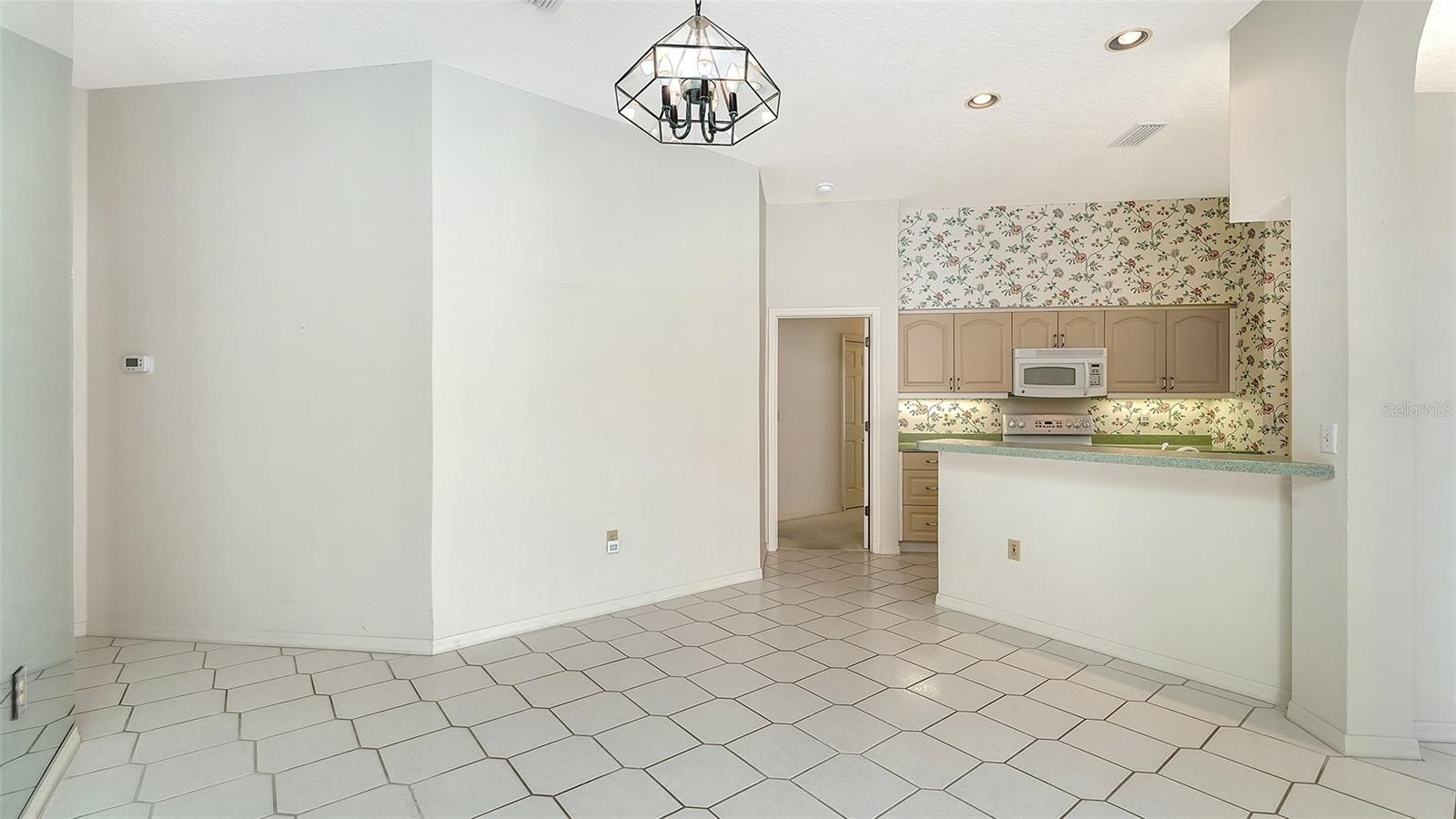 Image 18 of 66 For 3295 Alex Findlay Place