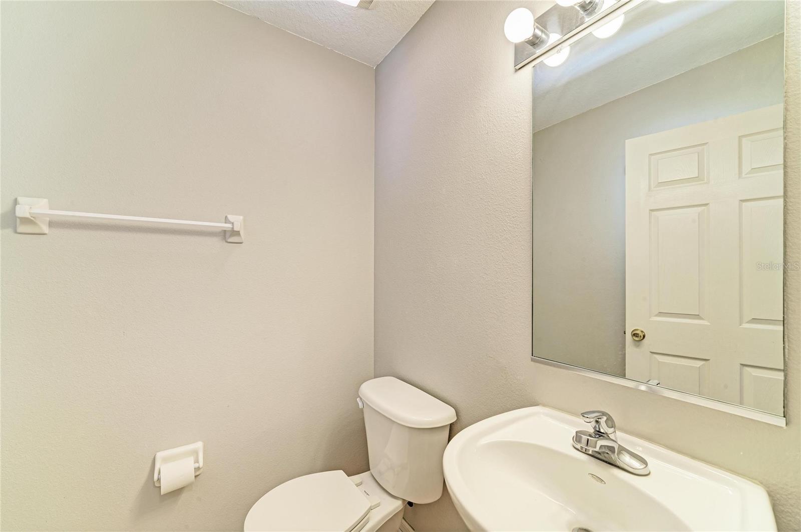 Image 19 of 47 For 14830 Skip Jack Loop