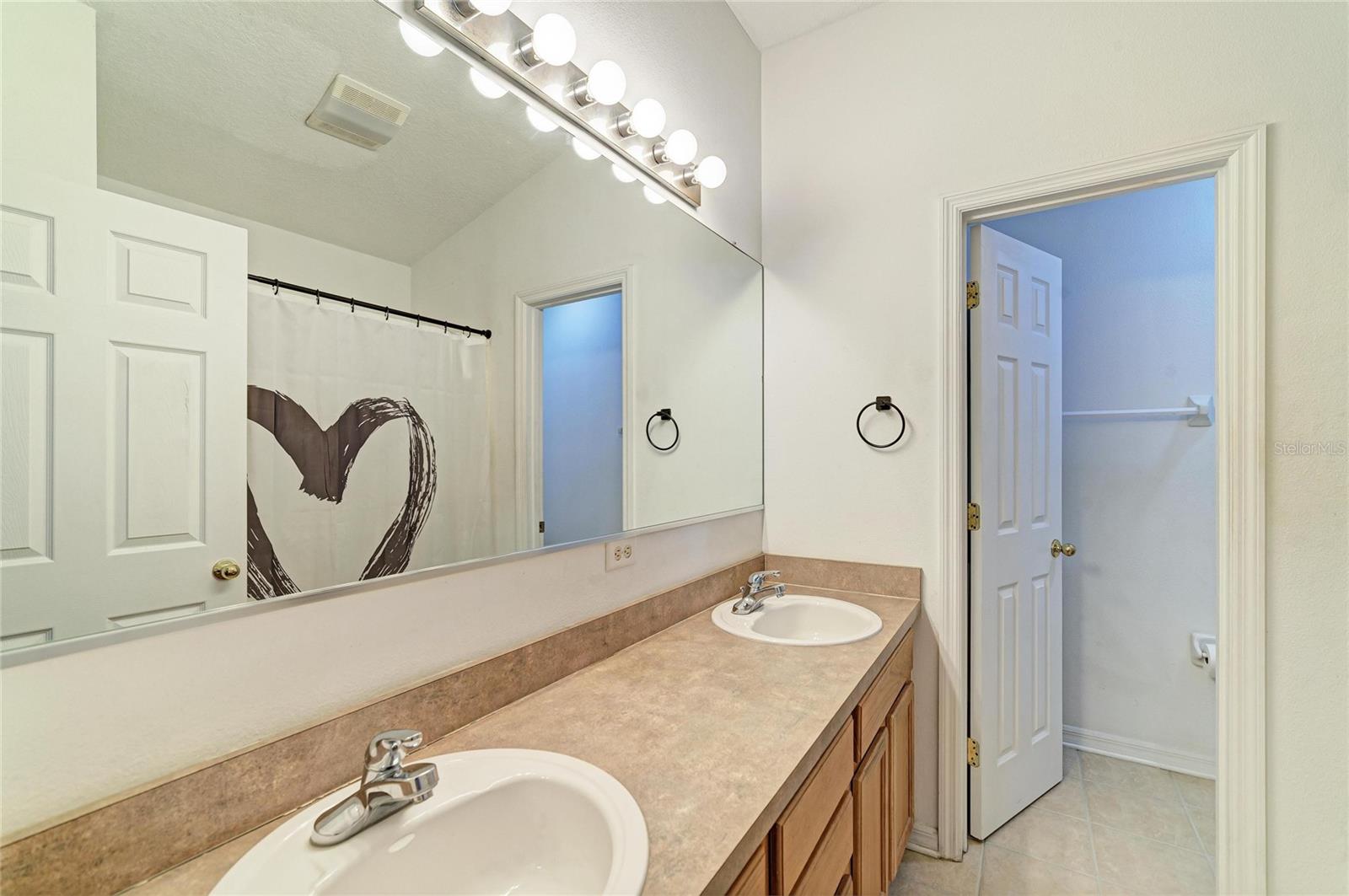 Image 24 of 47 For 14830 Skip Jack Loop