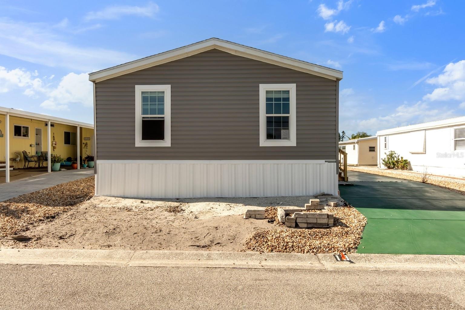 Image 23 of 30 For 2107 Palma Sola Boulevard 13