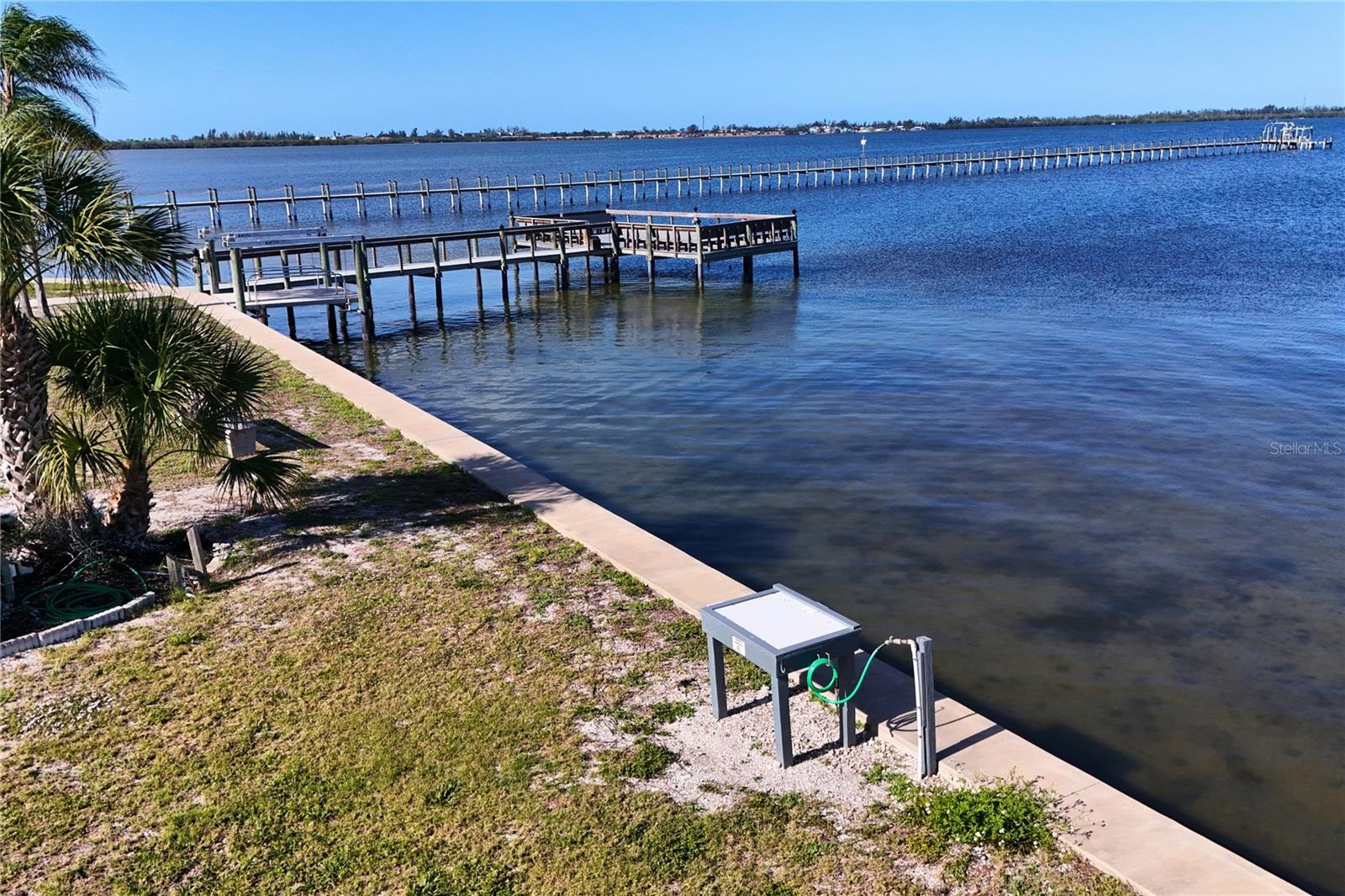 Image 28 of 30 For 2107 Palma Sola Boulevard 13