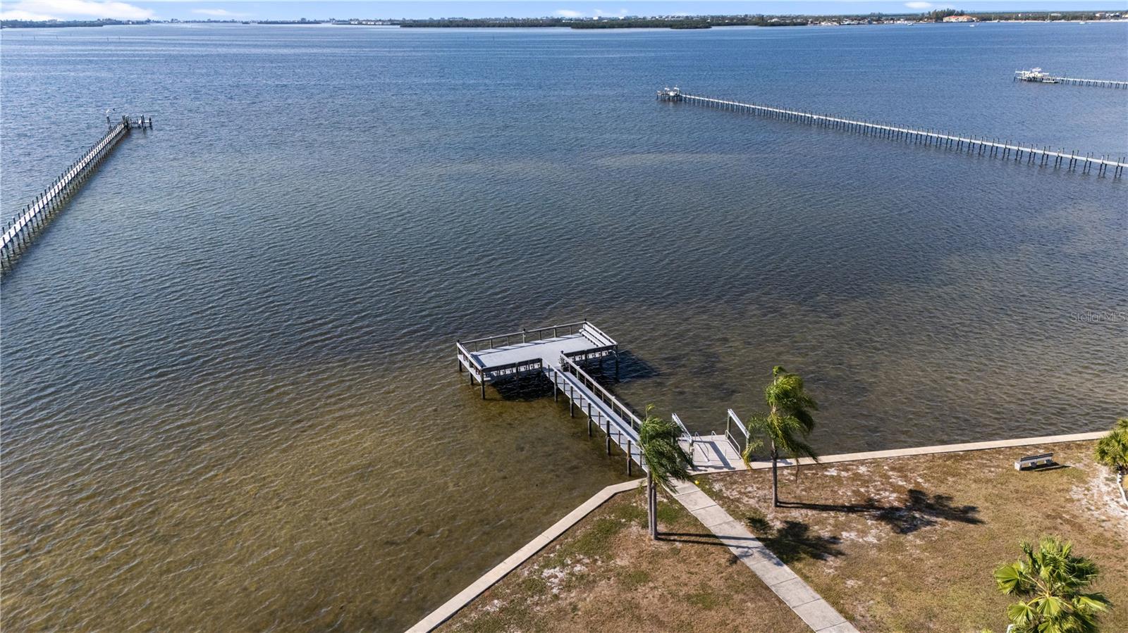 Image 29 of 30 For 2107 Palma Sola Boulevard 13