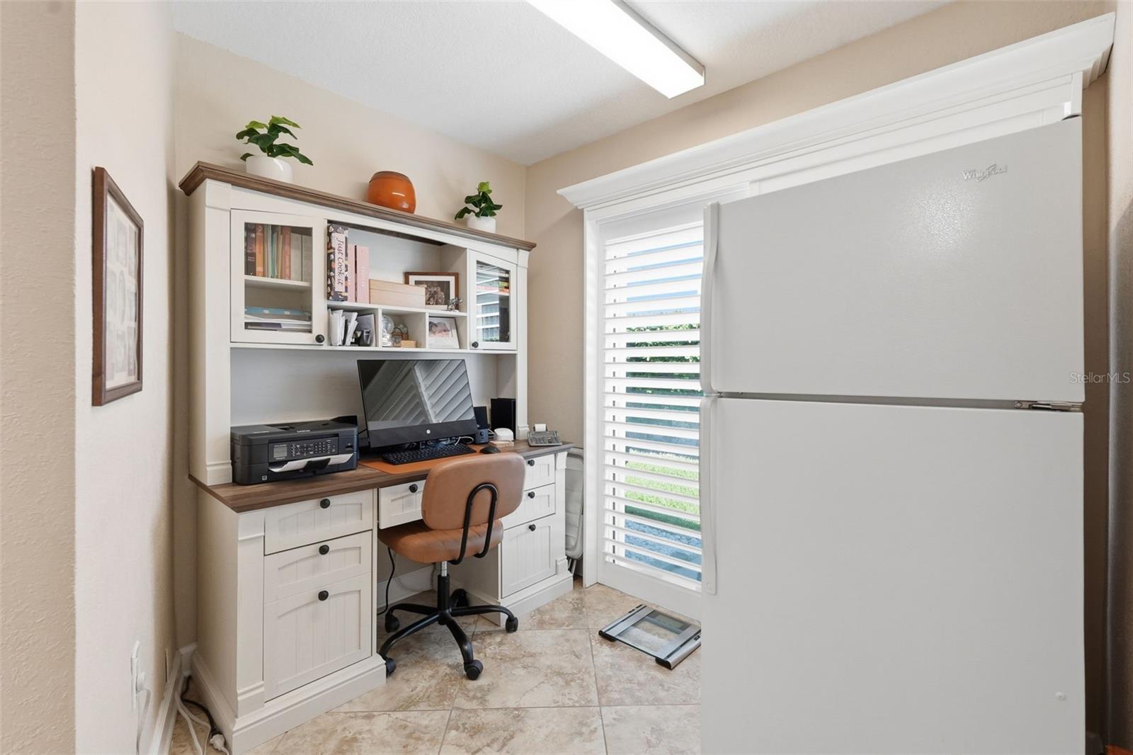 Image 19 of 36 For 5860 Leeland Street S