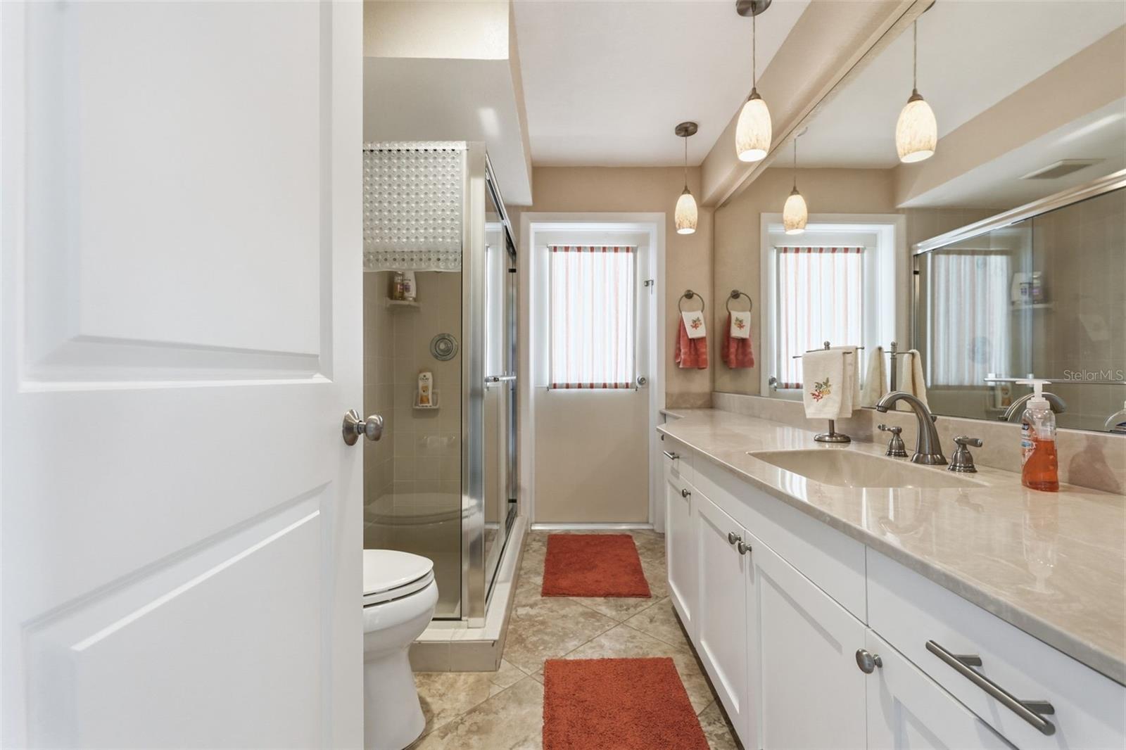 Image 24 of 36 For 5860 Leeland Street S