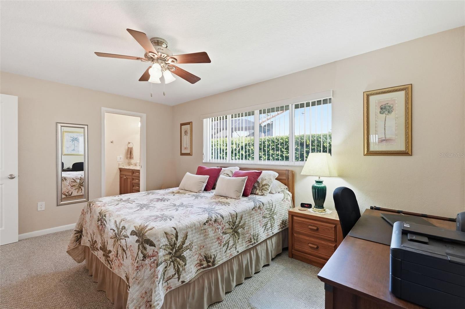 Image 25 of 36 For 5860 Leeland Street S