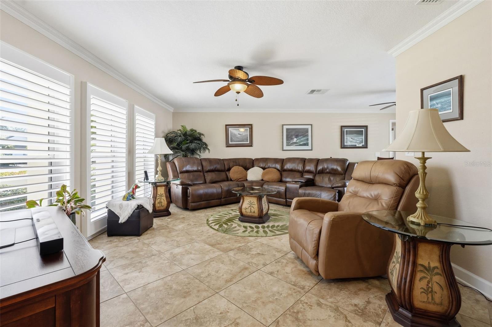 Image 7 of 36 For 5860 Leeland Street S