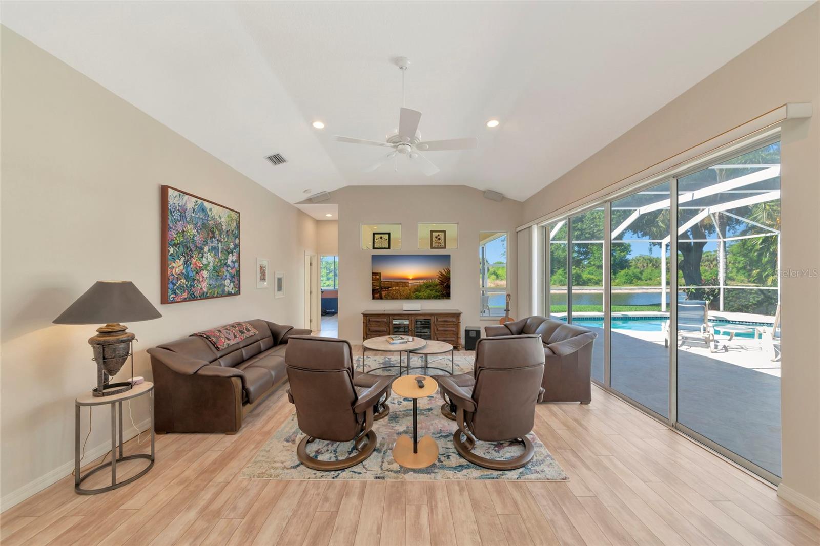 Image 11 of 31 For 4956 Bridgehampton Boulevard