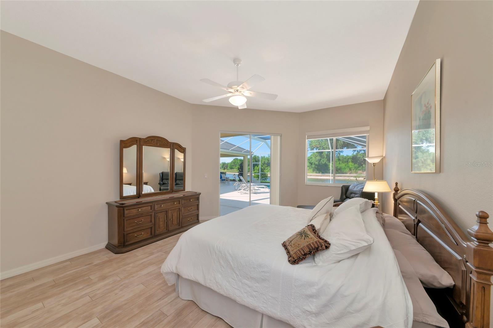 Image 14 of 31 For 4956 Bridgehampton Boulevard