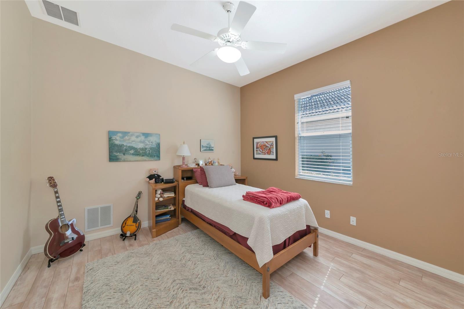 Image 16 of 31 For 4956 Bridgehampton Boulevard