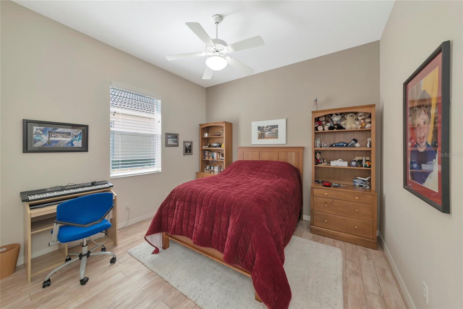 Image 18 of 31 For 4956 Bridgehampton Boulevard