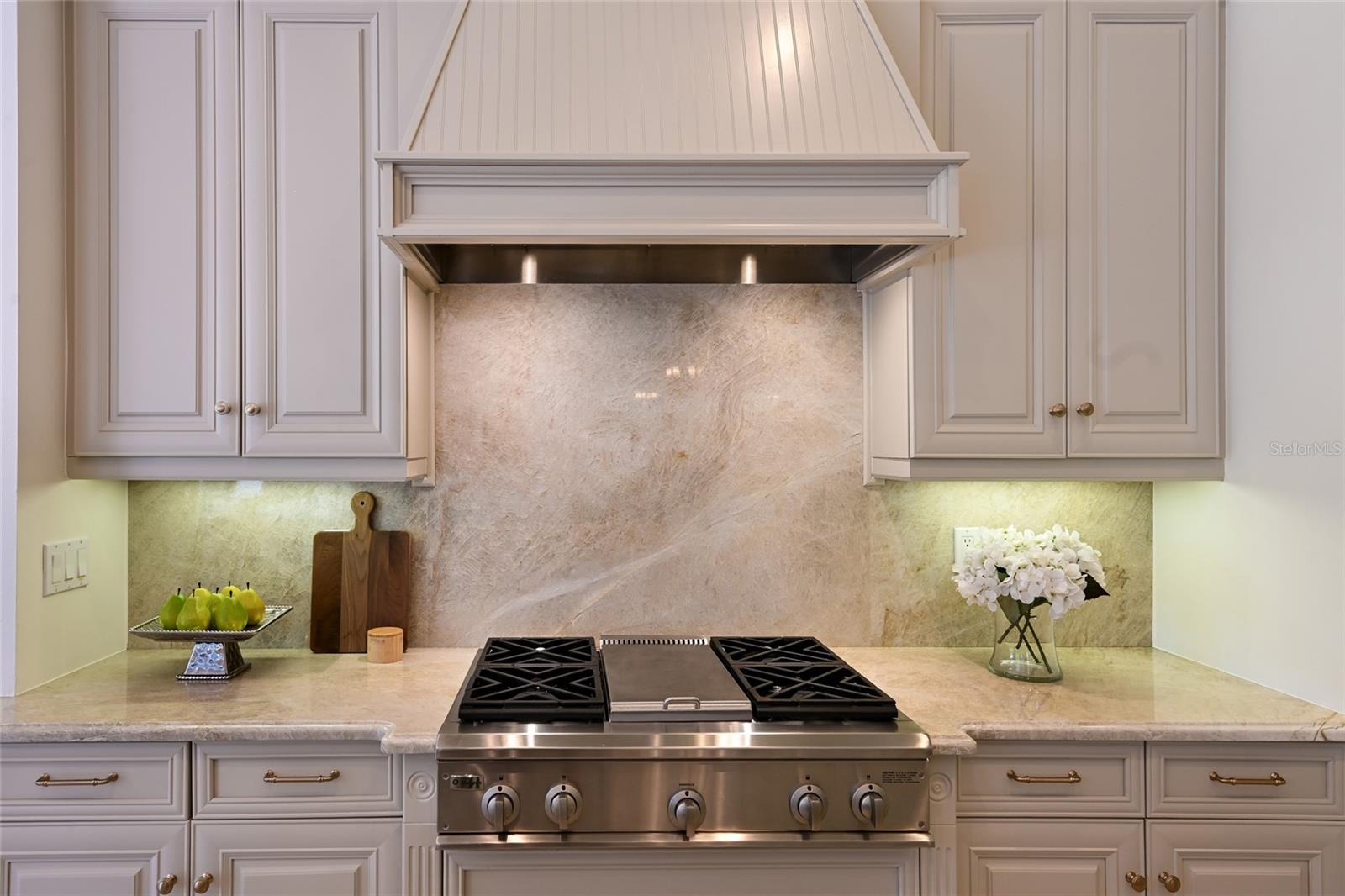 Image 25 of 100 For 6903 Belmont Court