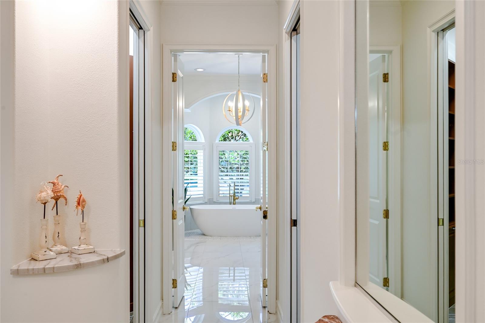 Image 39 of 100 For 6903 Belmont Court