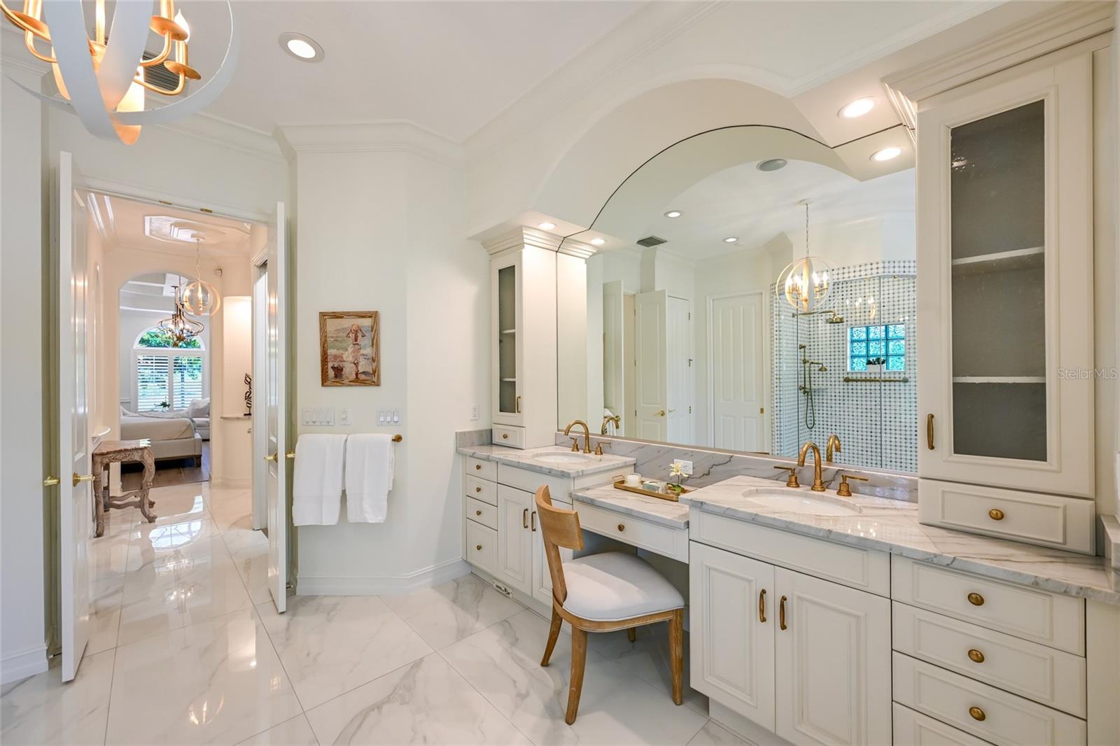 Image 43 of 100 For 6903 Belmont Court