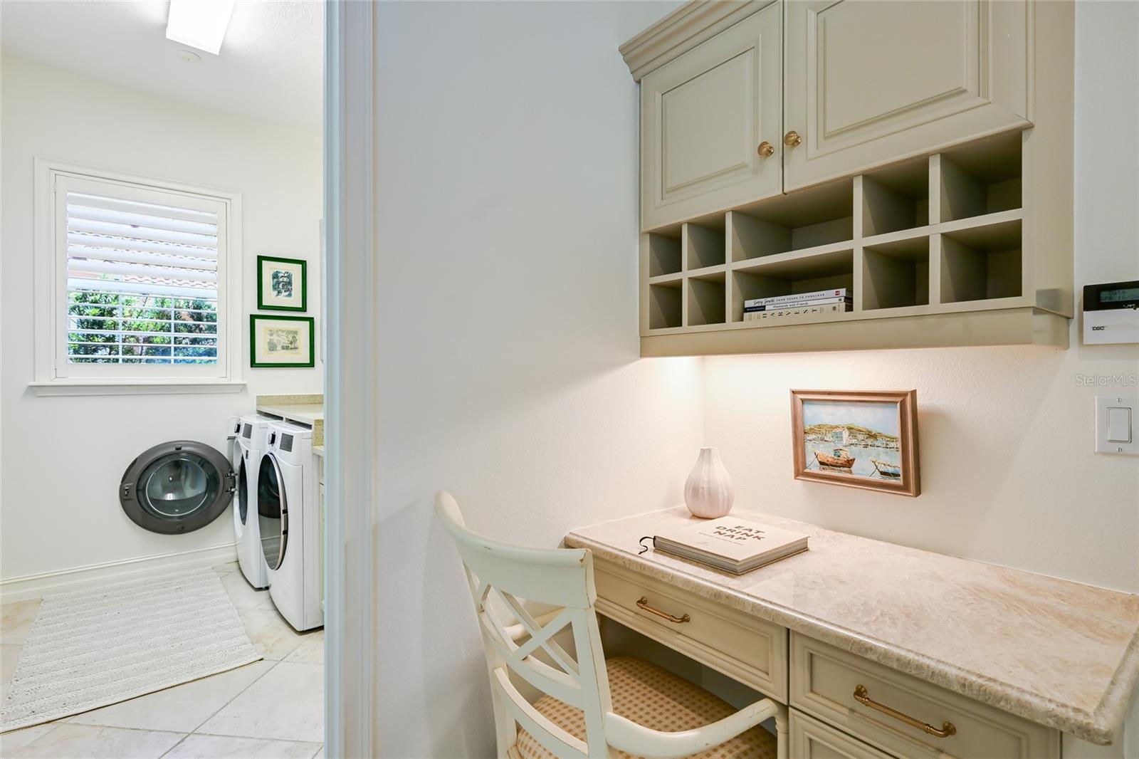 Image 53 of 100 For 6903 Belmont Court