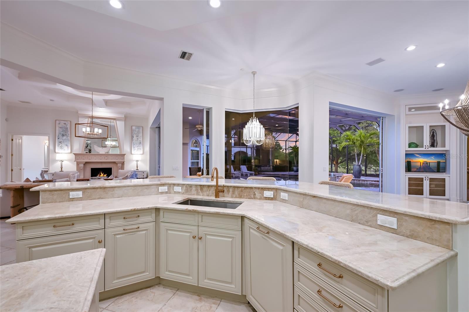 Image 85 of 100 For 6903 Belmont Court