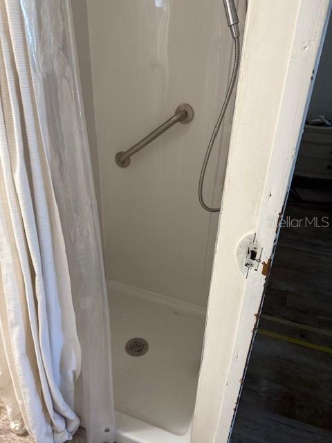 Image 8 of 11 For 620 49th Avenue W