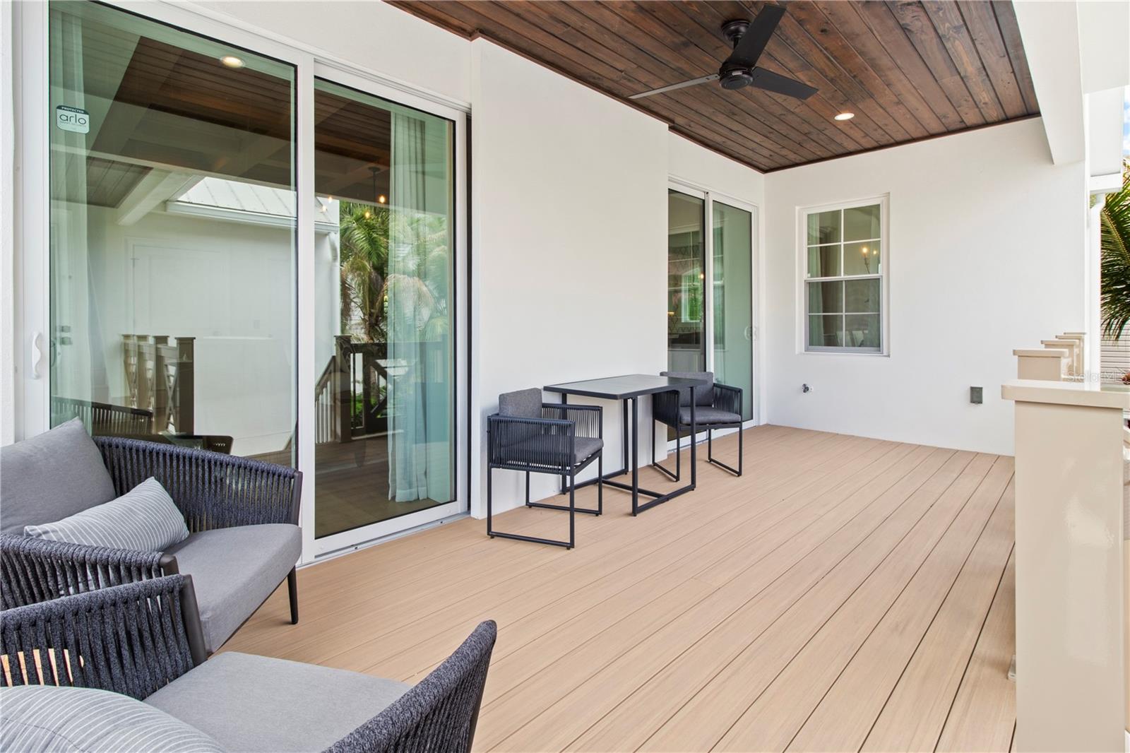 Image 32 of 100 For 416 Alamanda Road