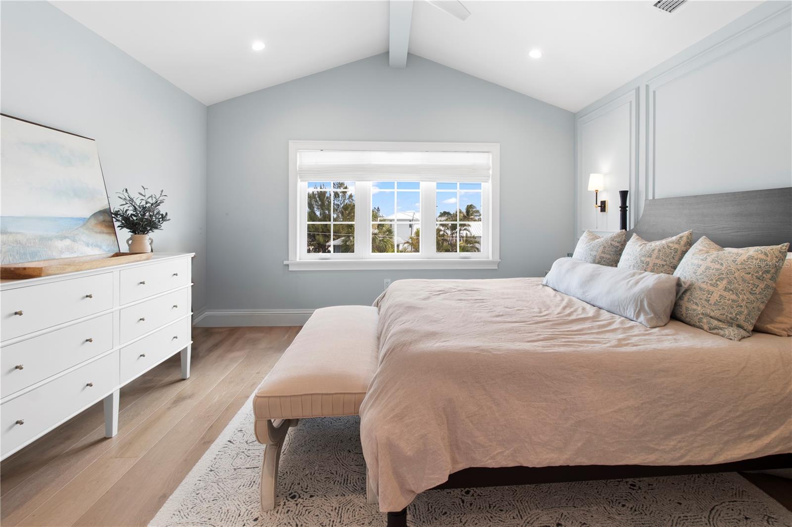 Image 55 of 100 For 416 Alamanda Road