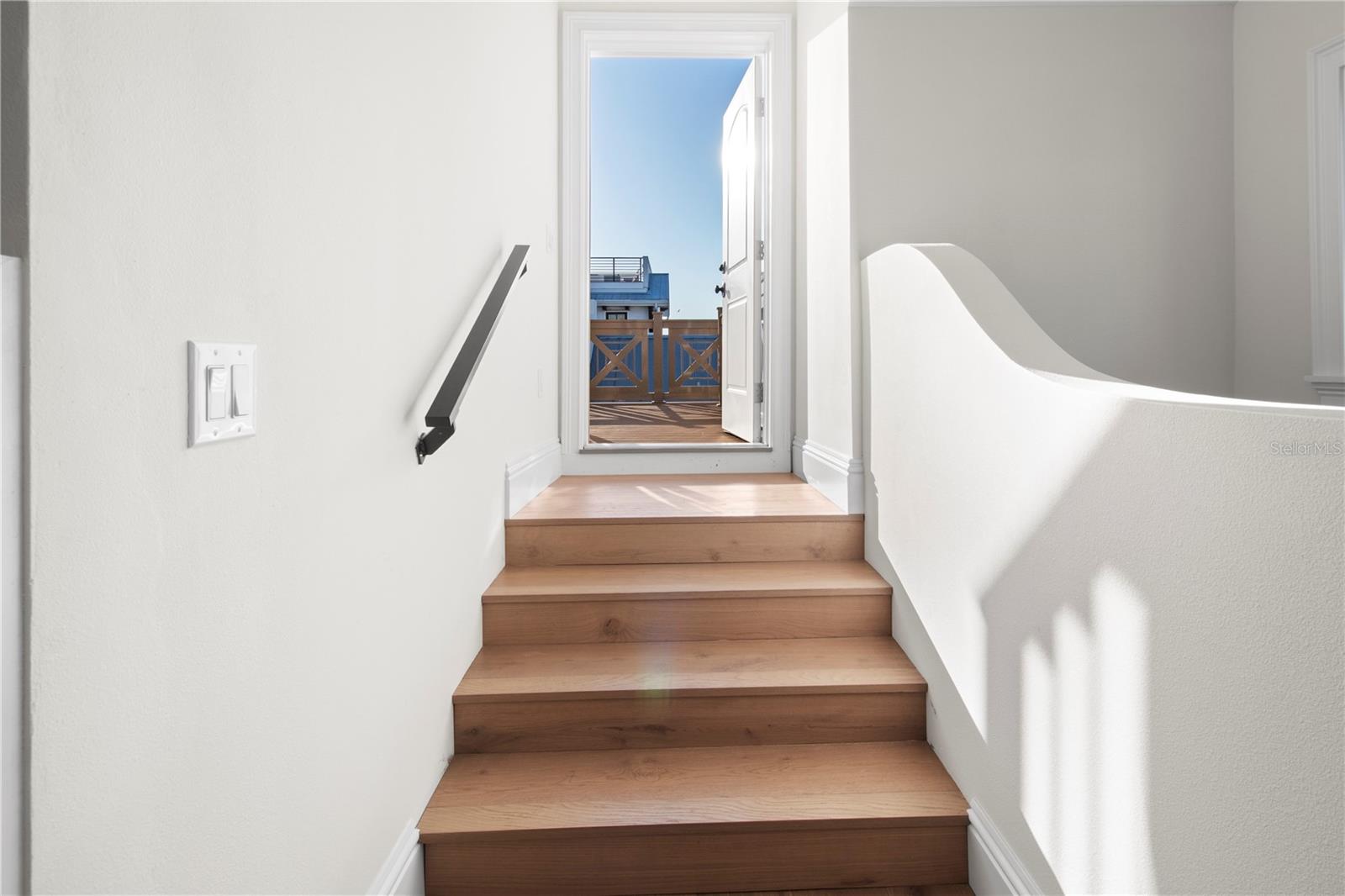 Image 65 of 100 For 416 Alamanda Road