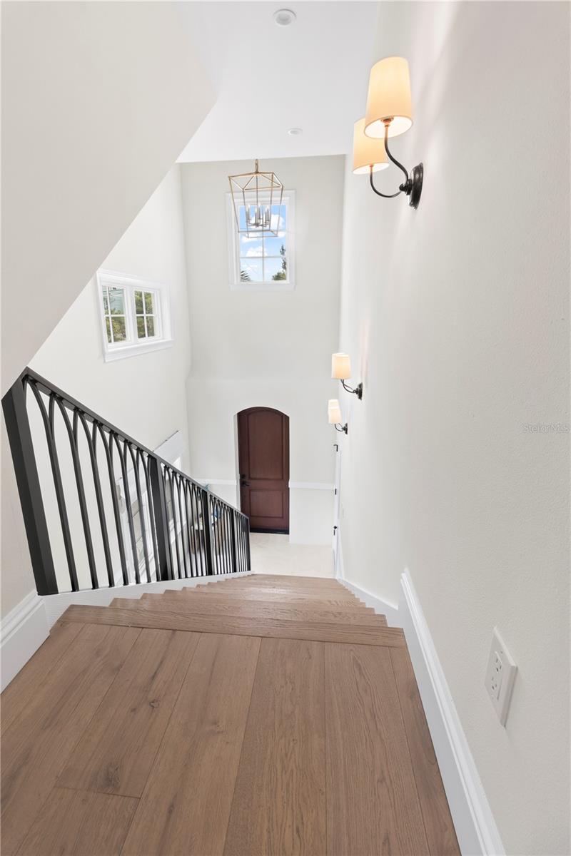 Image 73 of 100 For 416 Alamanda Road
