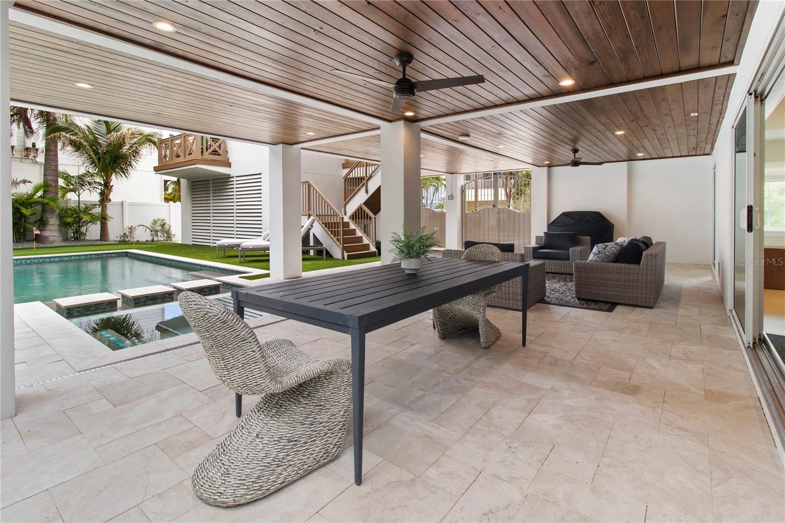 Image 82 of 100 For 416 Alamanda Road