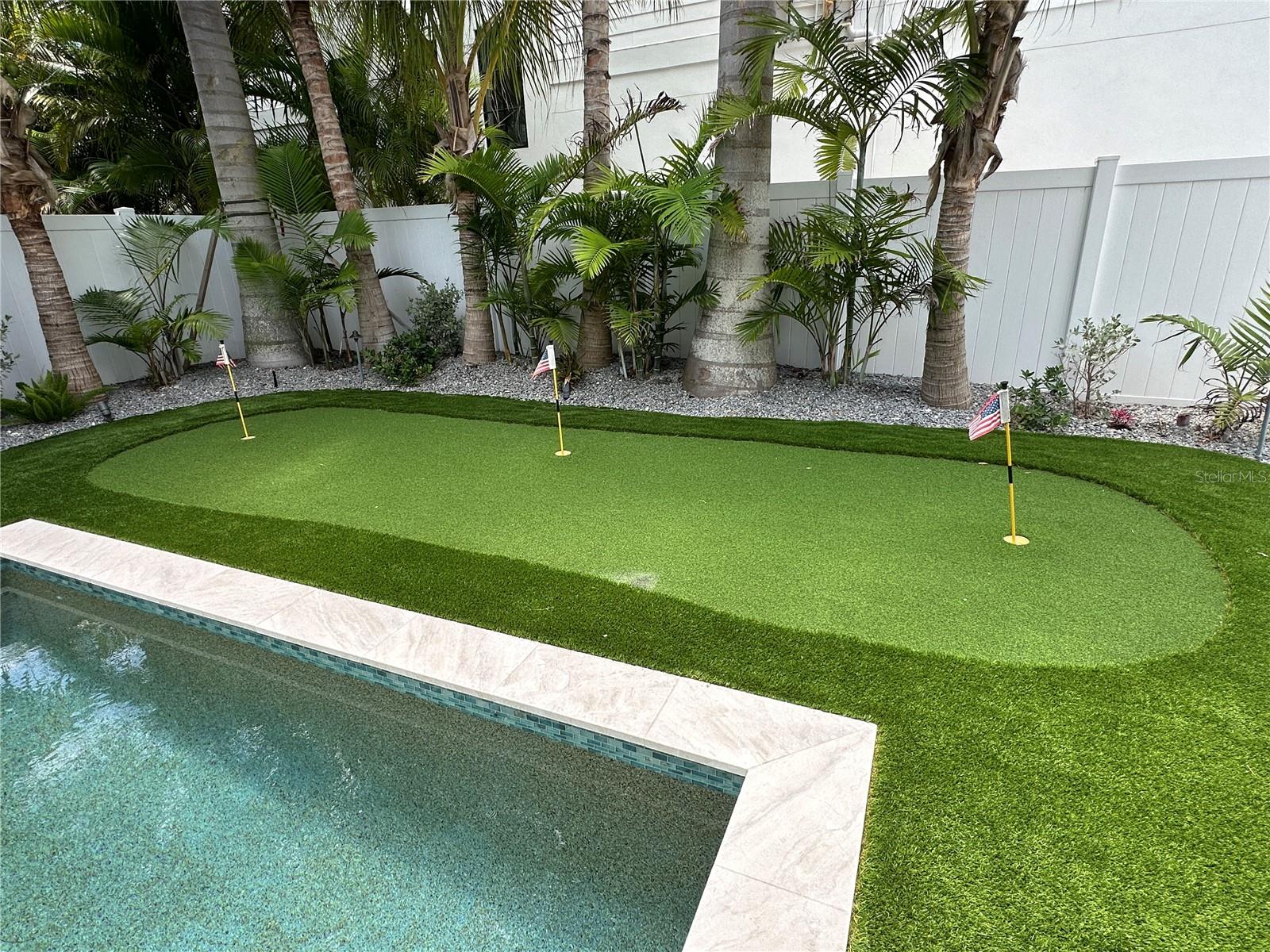 Image 88 of 100 For 416 Alamanda Road