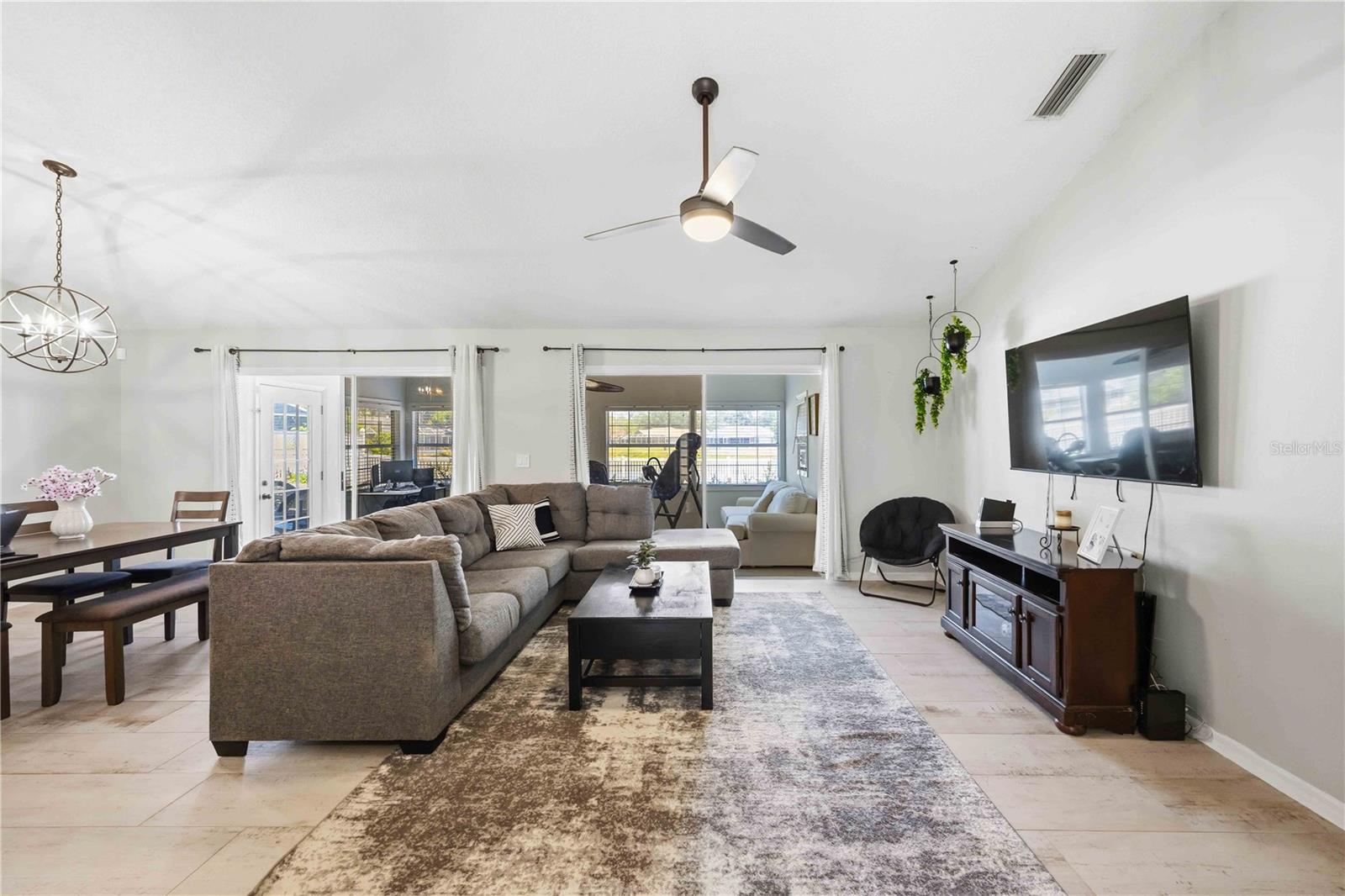 Image 11 of 60 For 4851 Hamlets Grove Drive