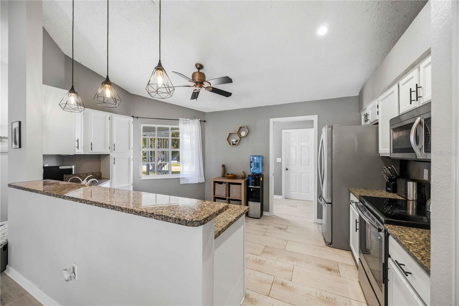 Image 12 of 60 For 4851 Hamlets Grove Drive