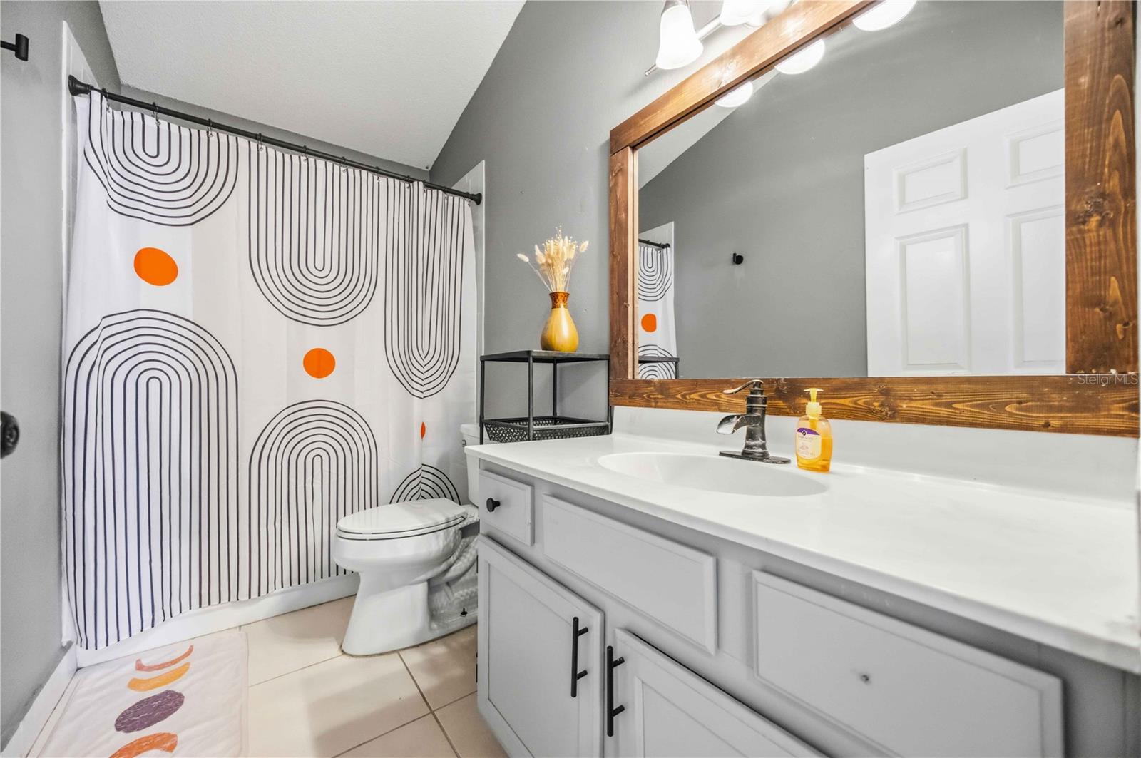 Image 24 of 60 For 4851 Hamlets Grove Drive