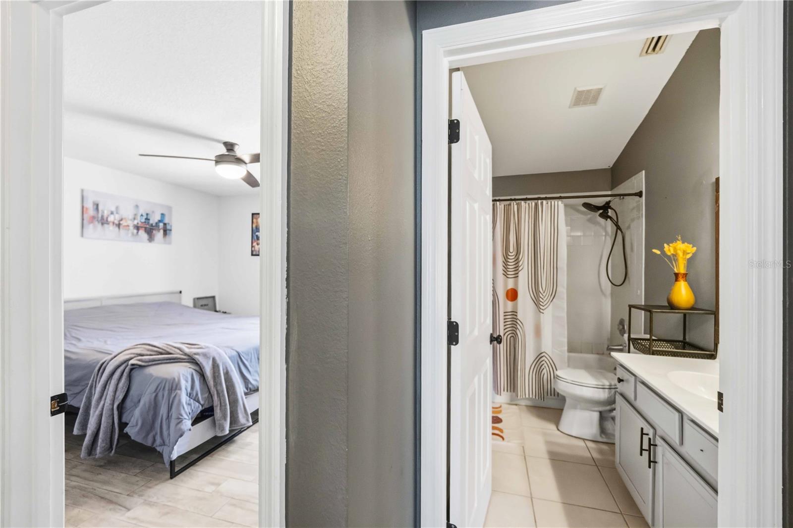 Image 29 of 60 For 4851 Hamlets Grove Drive