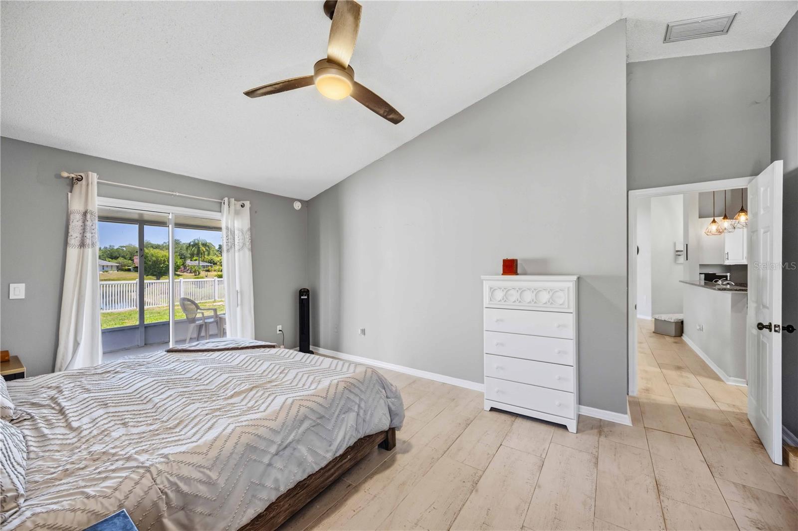 Image 35 of 60 For 4851 Hamlets Grove Drive