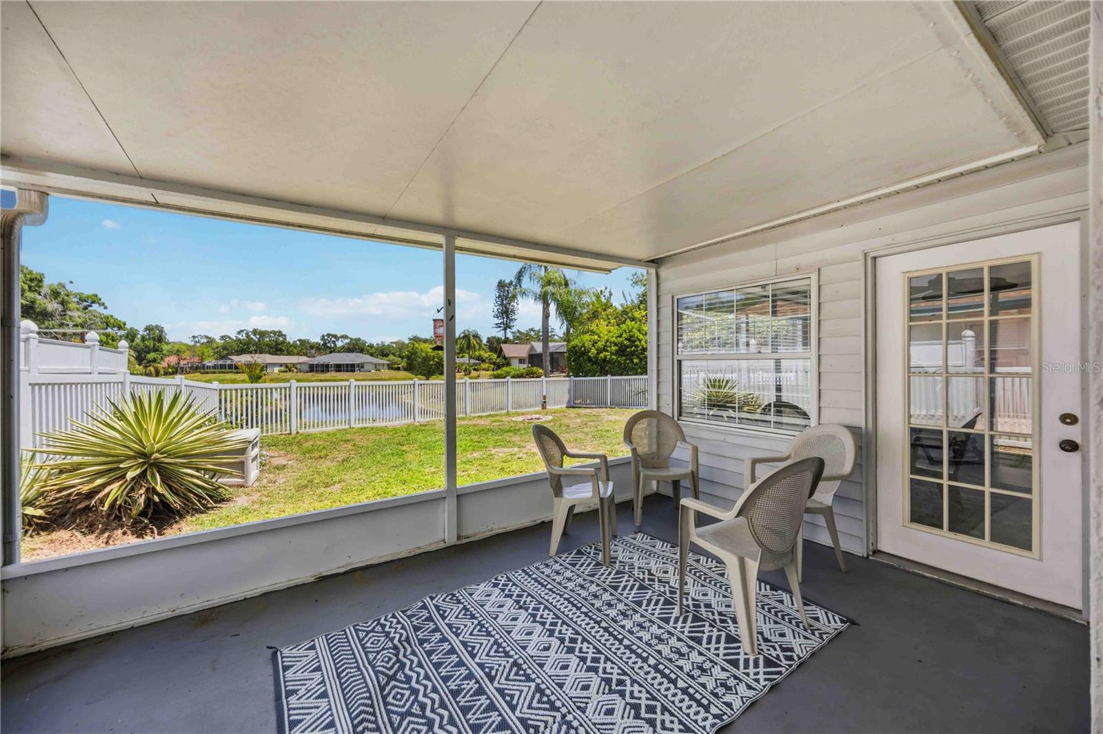 Image 43 of 60 For 4851 Hamlets Grove Drive