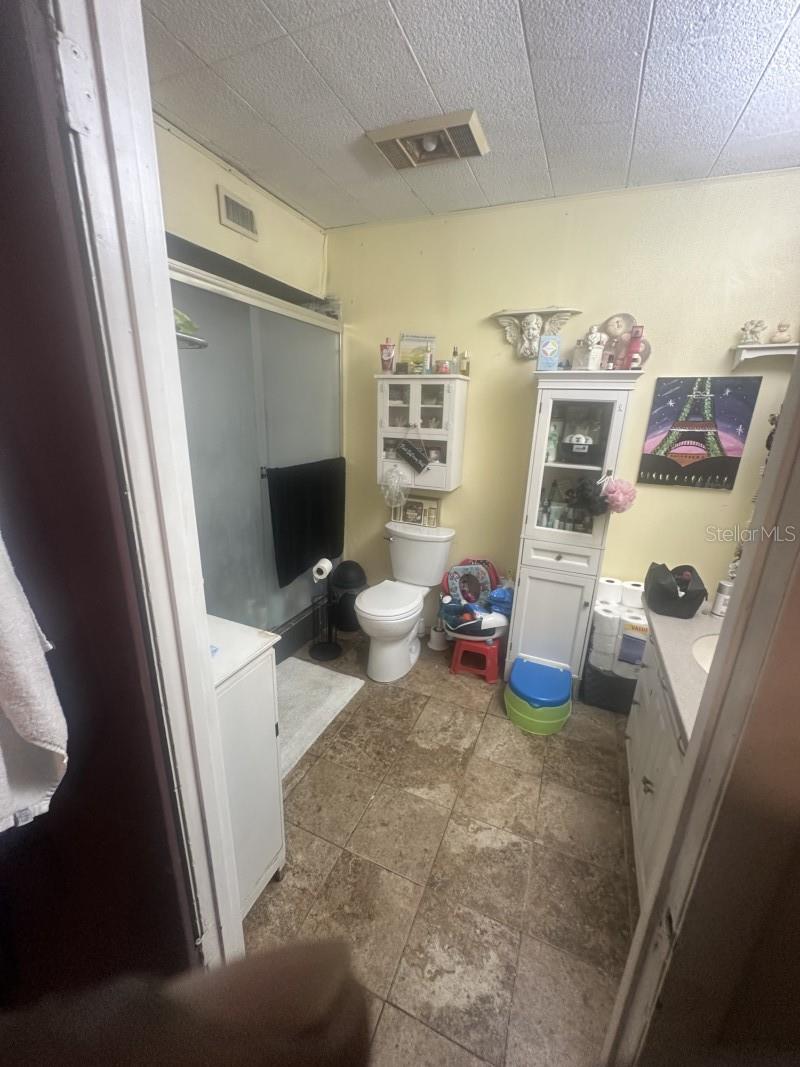 Image 5 of 6 For 5925 67th Avenue N