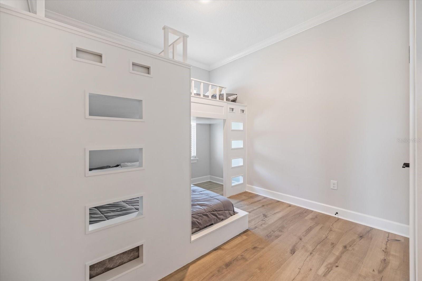 Image 40 of 47 For 3532 Santa Caterina Boulevard