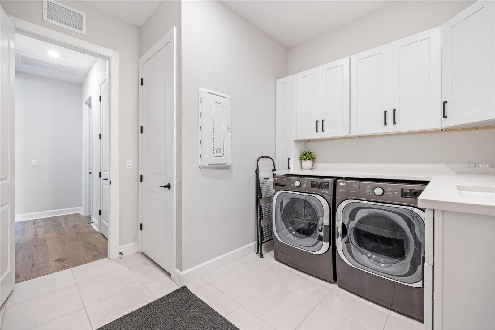 Image 43 of 47 For 3532 Santa Caterina Boulevard