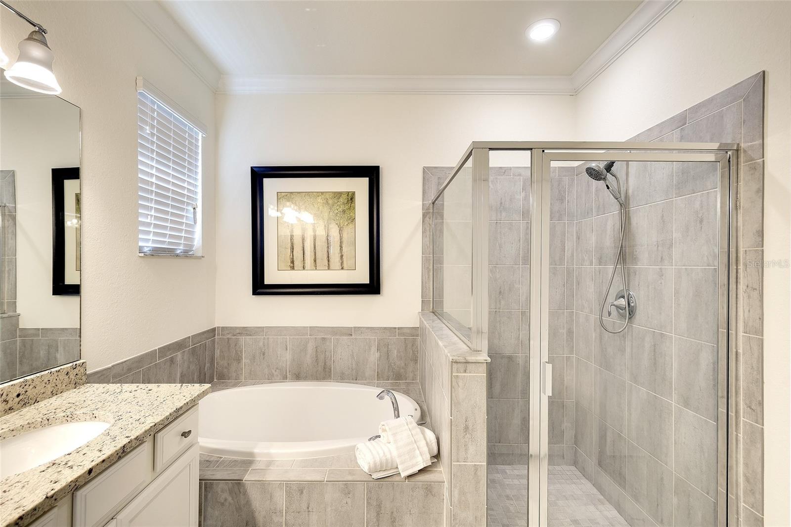 Image 13 of 45 For 10221 Loch Lomond Drive