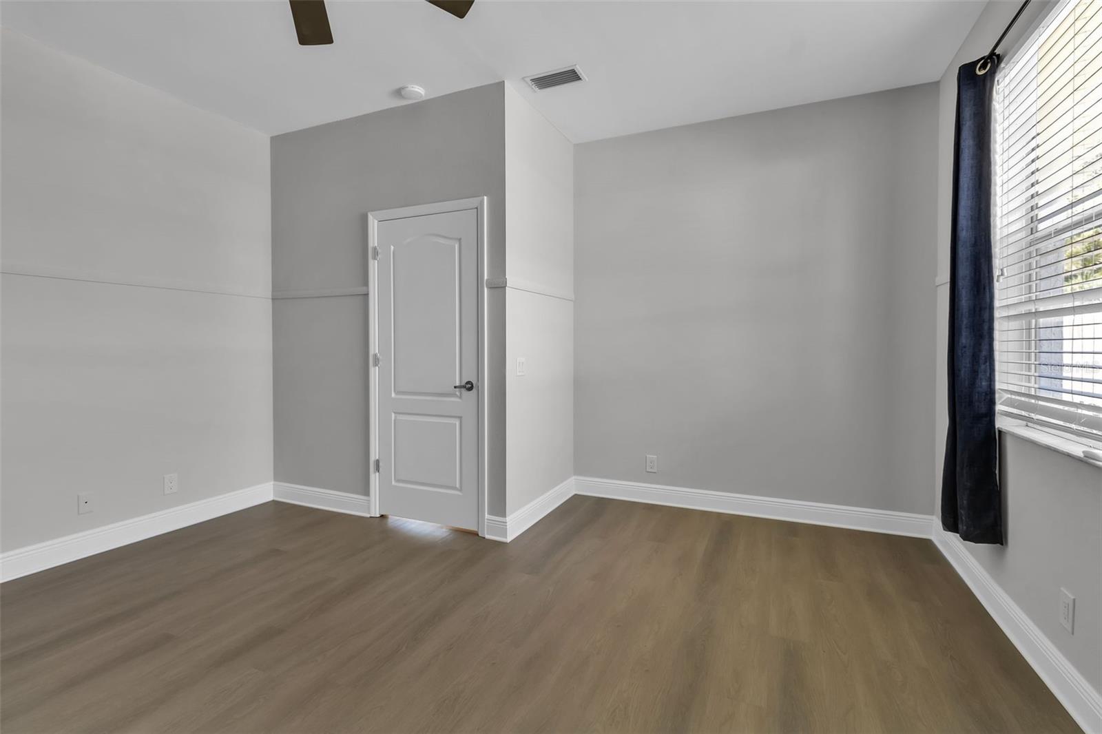 Image 30 of 47 For 4930 78th Street E