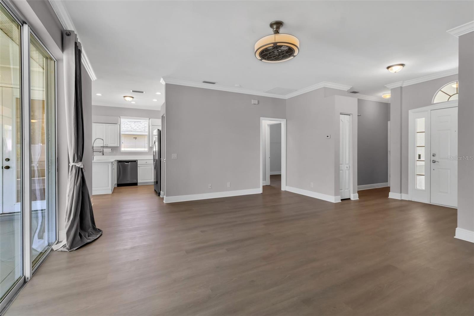 Image 6 of 47 For 4930 78th Street E