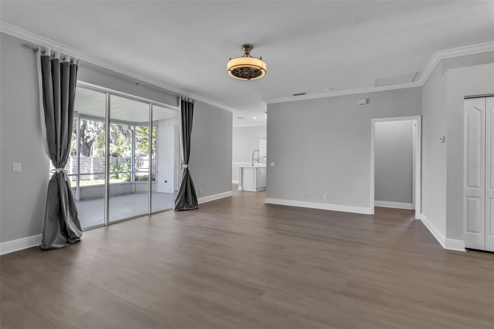 Image 7 of 47 For 4930 78th Street E