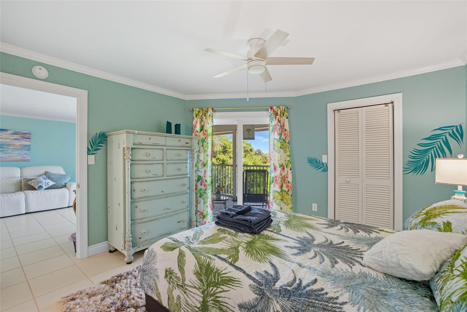 Image 18 of 29 For 749 Manatee Avenue 749