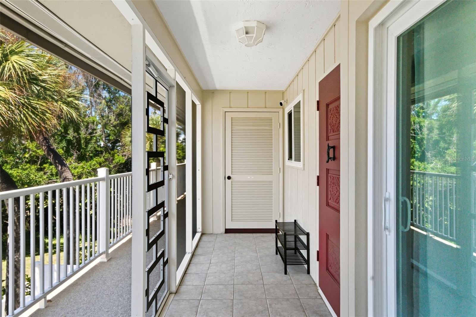 Image 23 of 29 For 749 Manatee Avenue 749