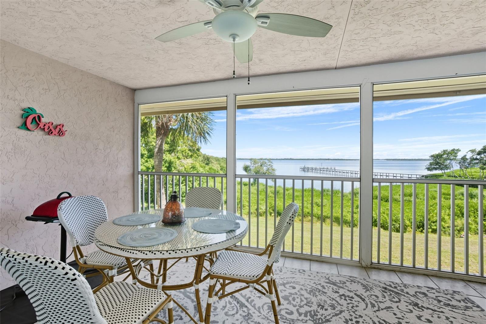 Image 25 of 29 For 749 Manatee Avenue 749