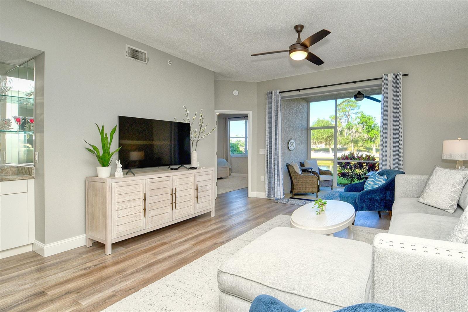 Image 15 of 61 For 5230 Hyland Hills Avenue # 1311