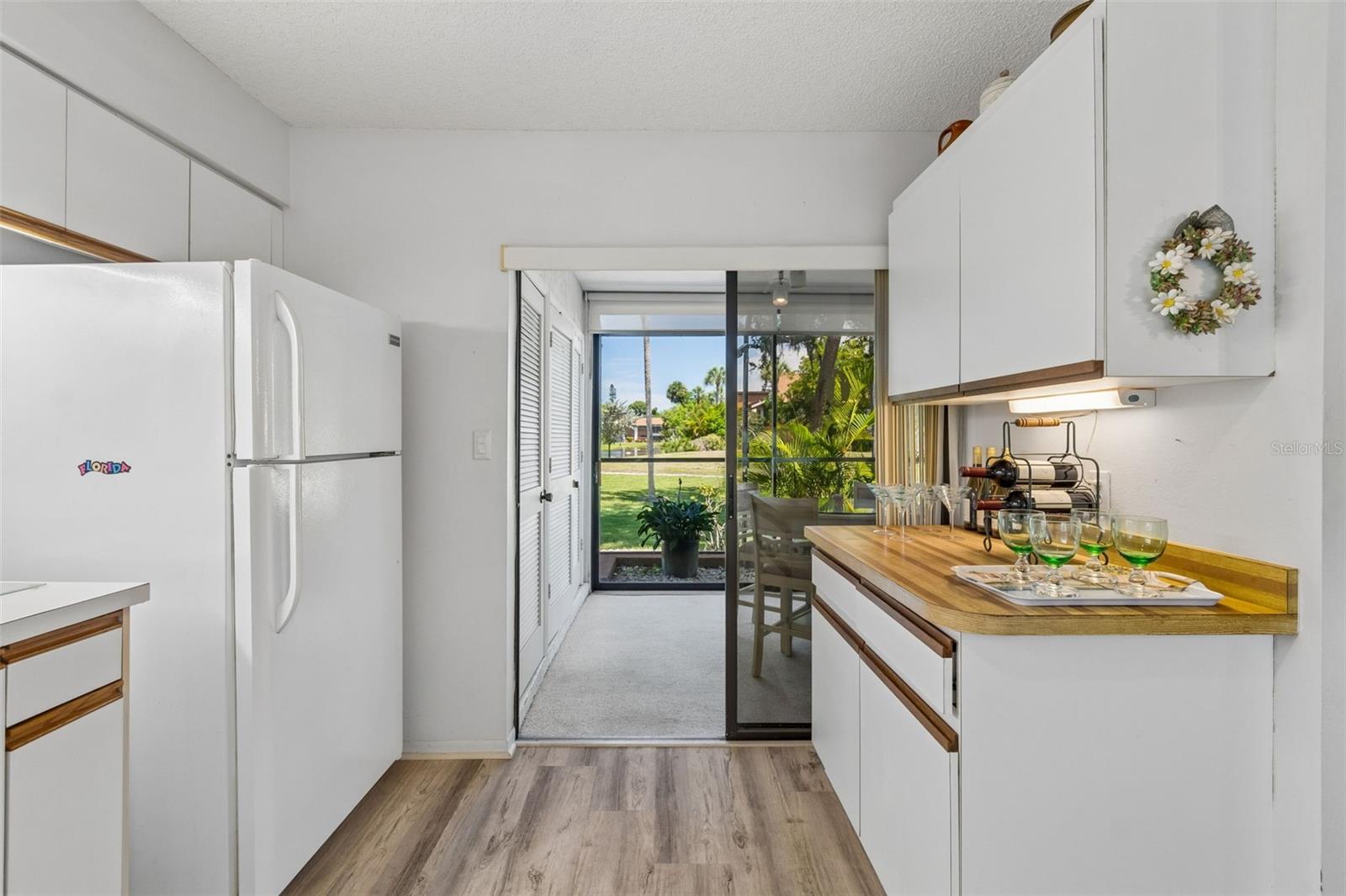 Image 16 of 63 For 6067 Fairway Lane 1413