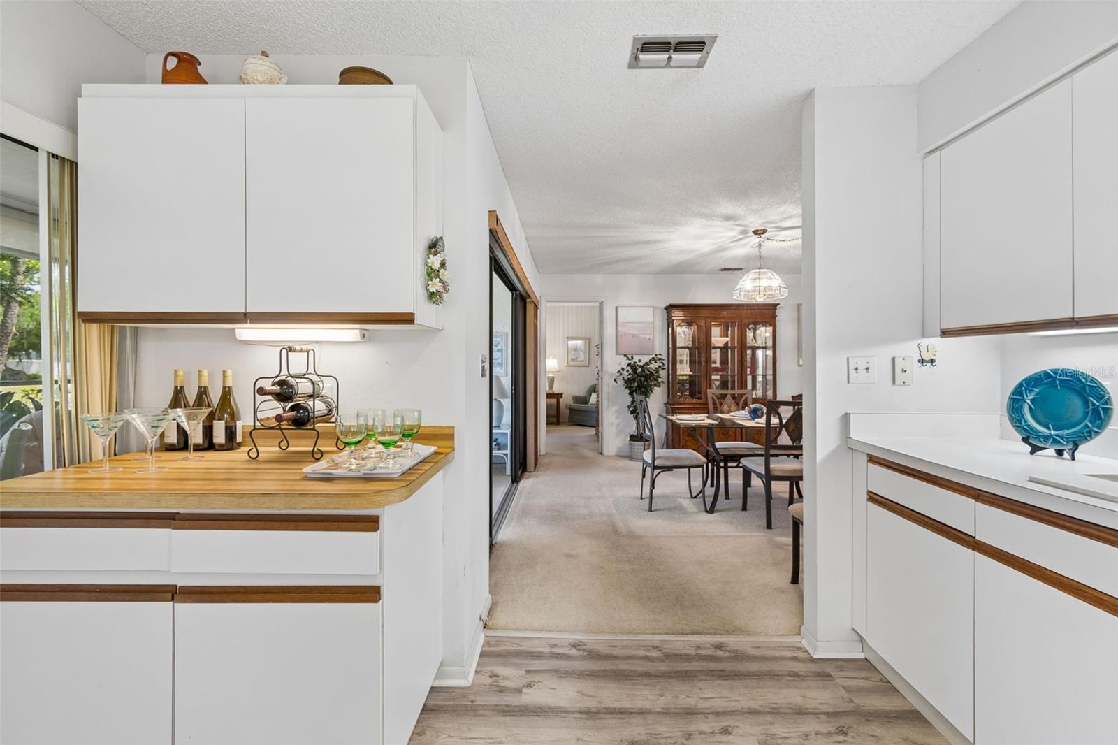 Image 18 of 63 For 6067 Fairway Lane 1413