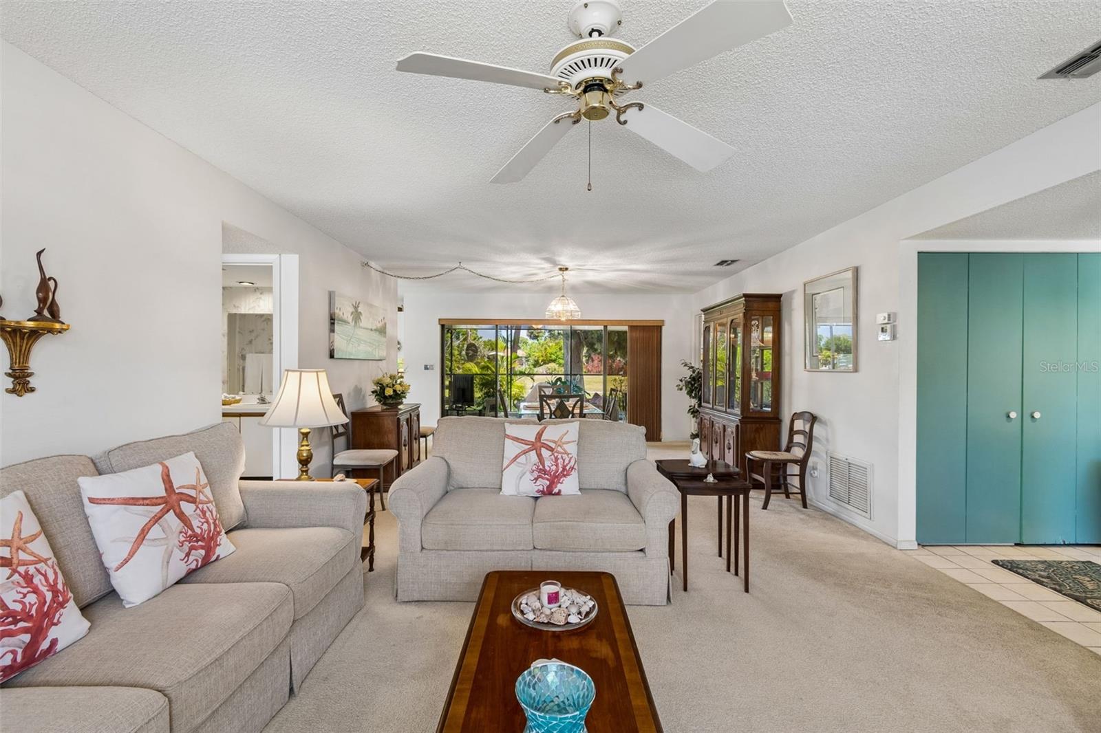 Image 9 of 63 For 6067 Fairway Lane 1413