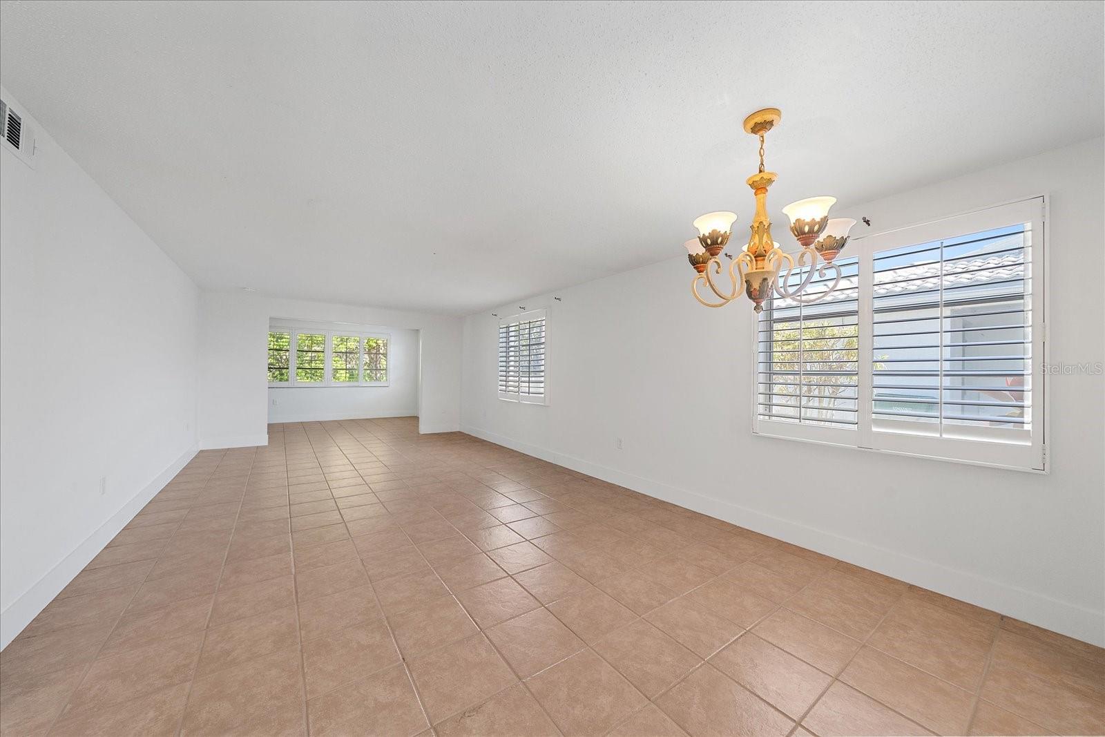 Image 4 of 33 For 597 Spanish Drive N 12