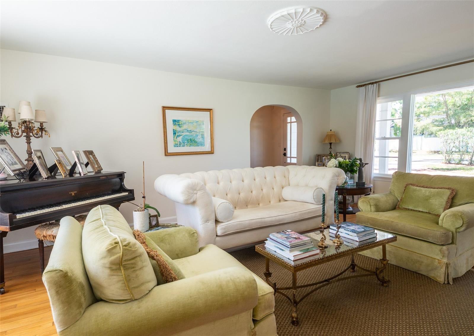 Image 11 of 60 For 108 26th Street Nw