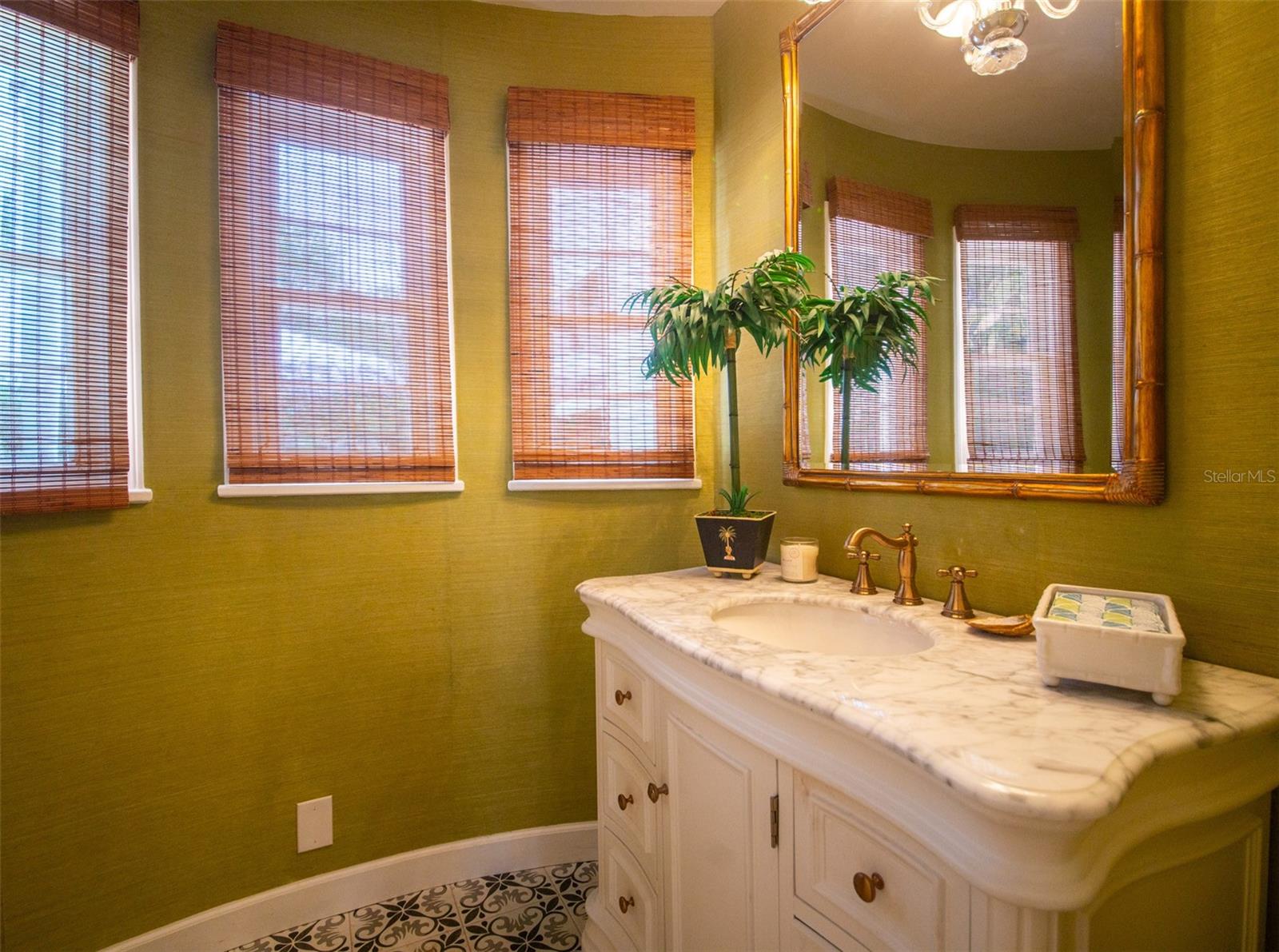 Image 20 of 60 For 108 26th Street Nw