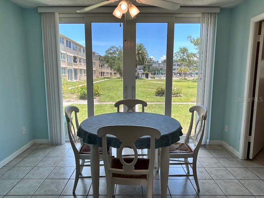 Image 4 of 15 For 5095 Bay Street Ne 111